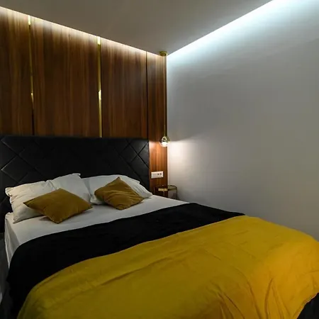 Aldo Apartment *