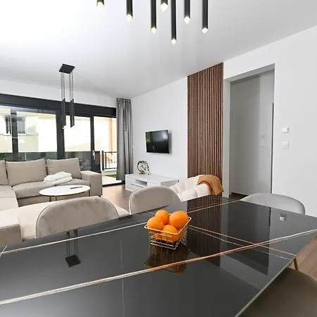 Aldo Apartment *
